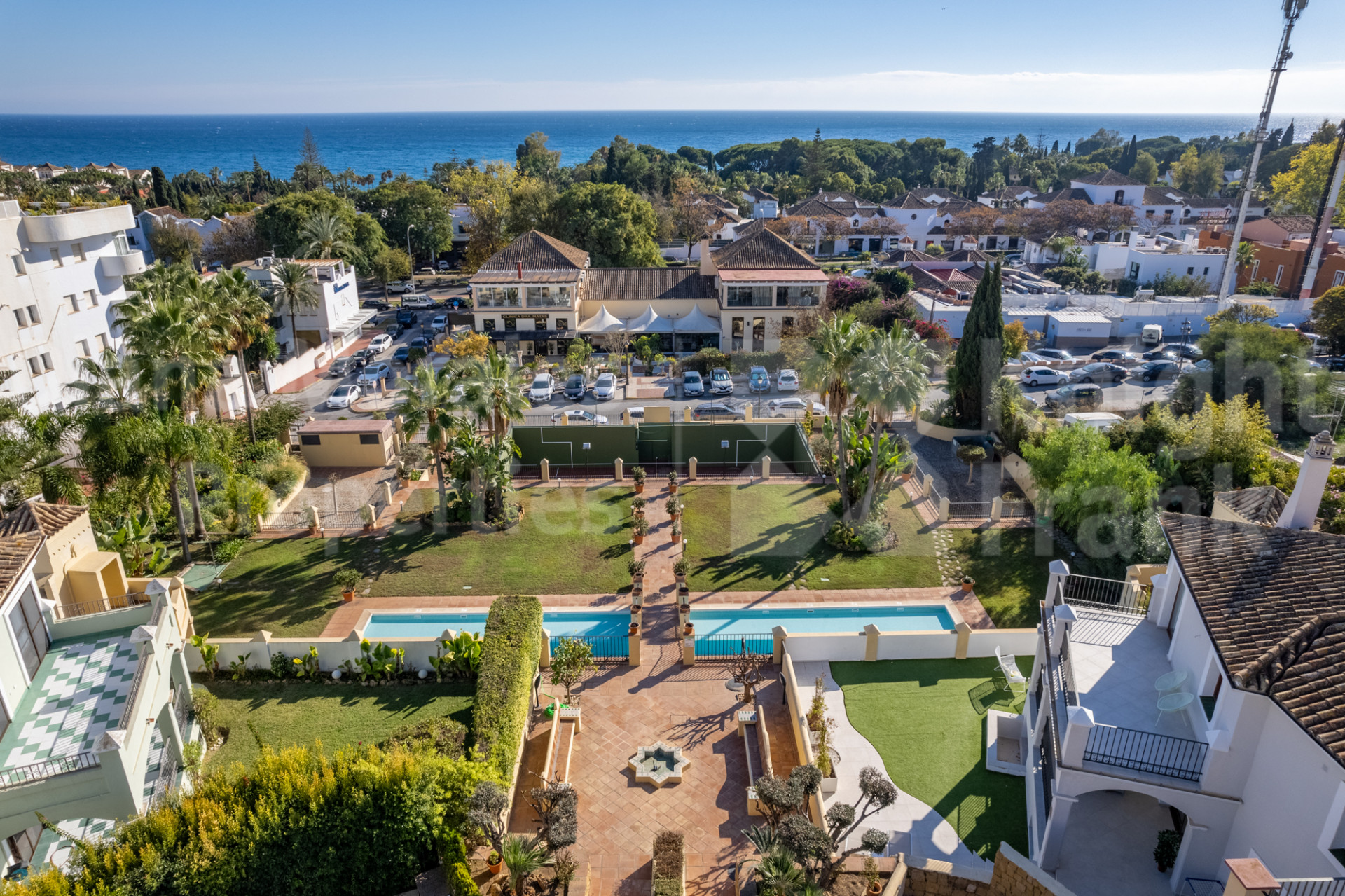 Villa for sale in Marbella - Golden Mile and Nagüeles 38