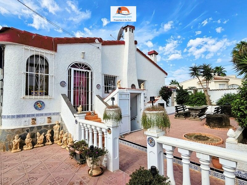 Villa à vendre à Ciudad Quesada 3
