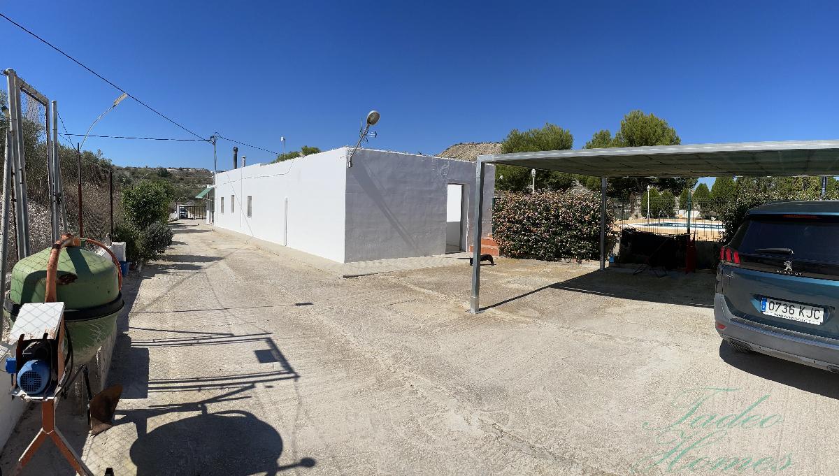 Landhaus zum Verkauf in Alicante 28