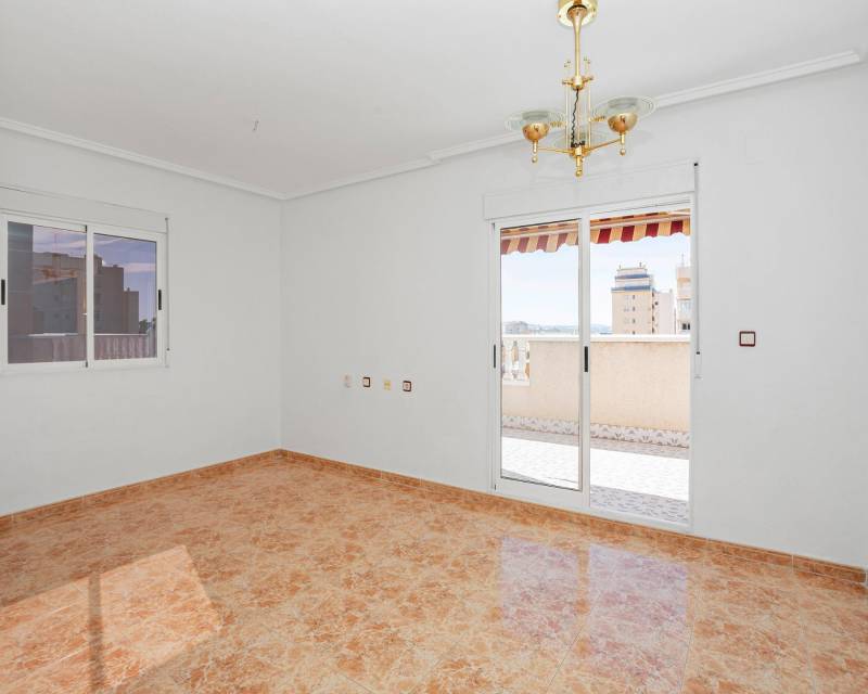 Penthouse for sale in Torrevieja and surroundings 4