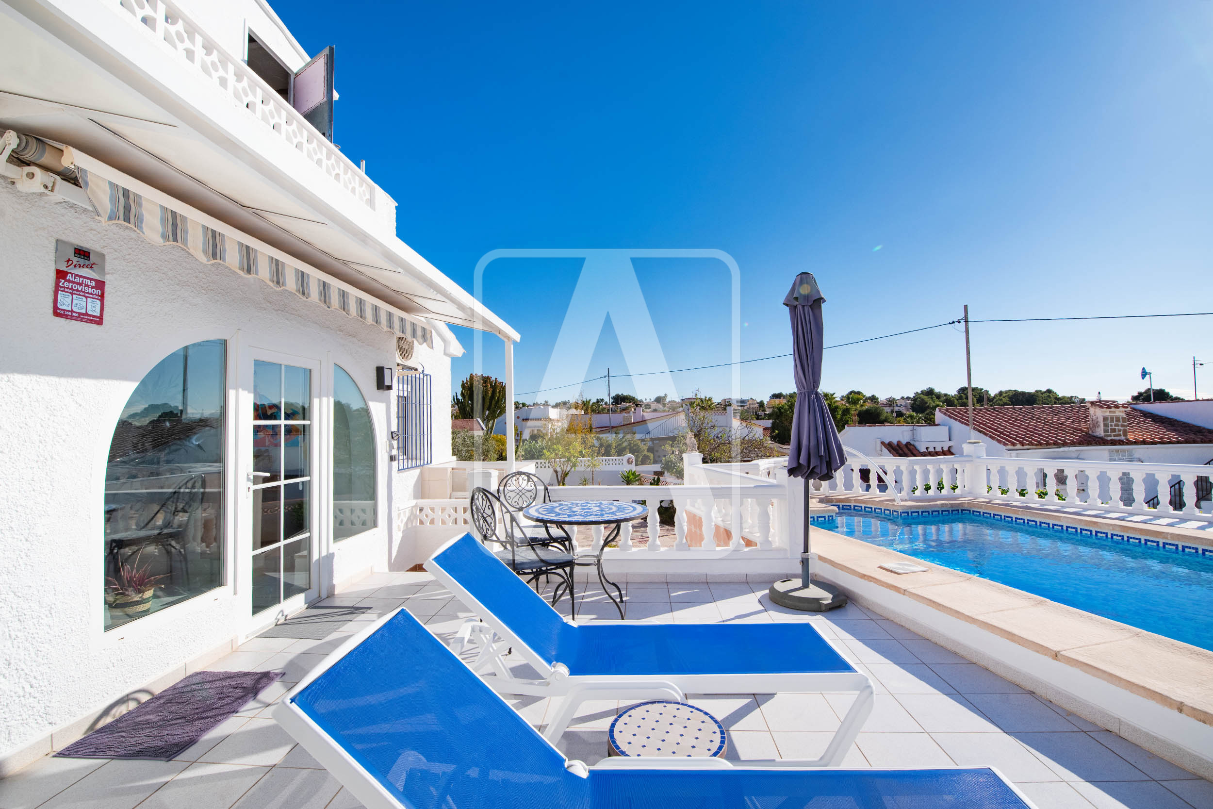Villa te koop in Alicante 38