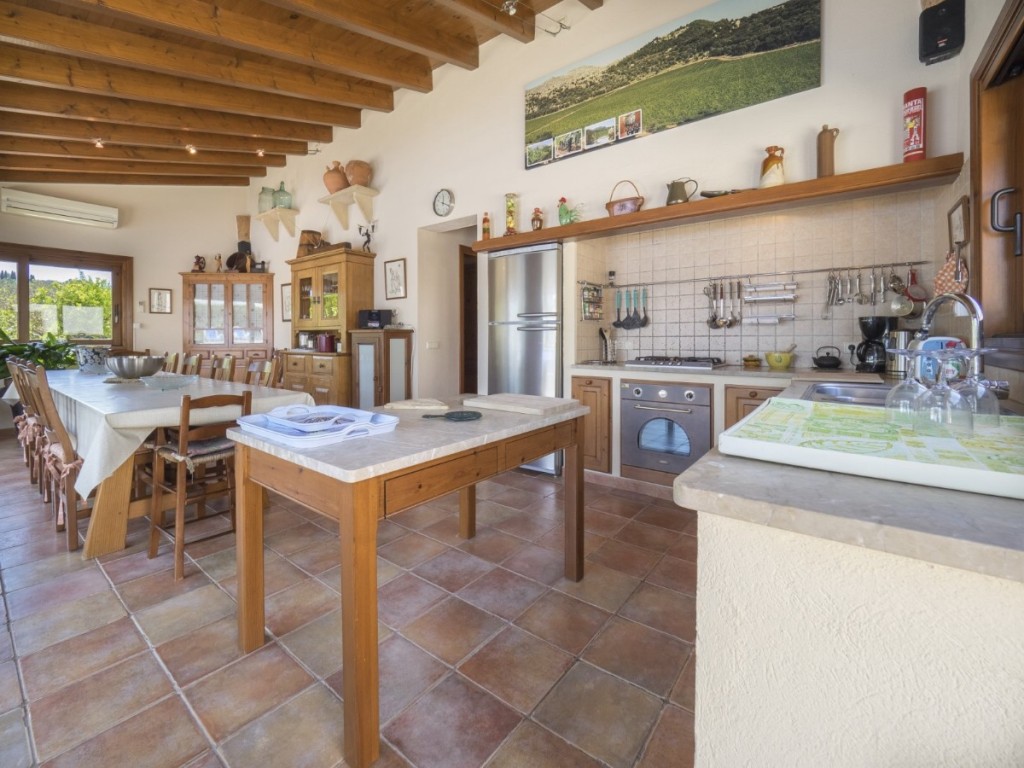 Countryhome for sale in Mallorca North 13