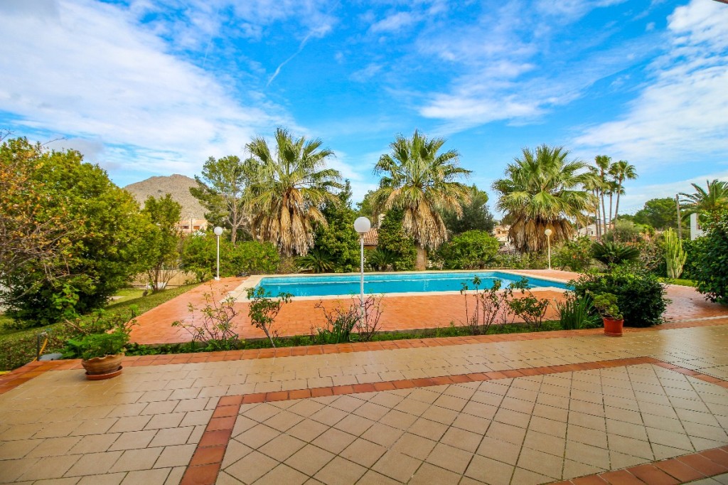 Villa for sale in Mallorca North 3