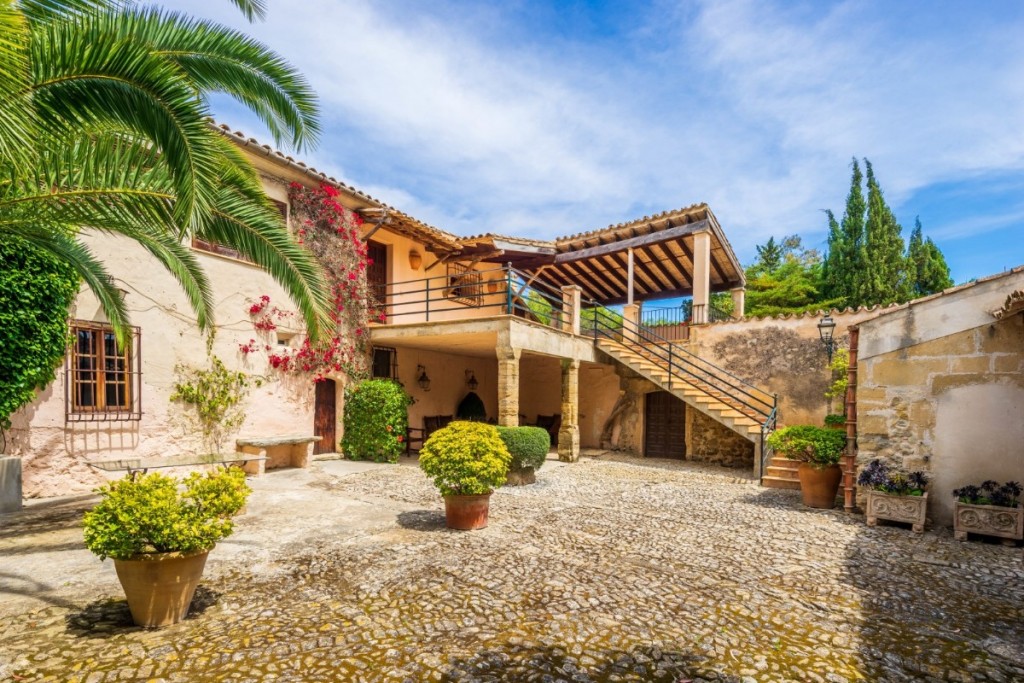 Countryhome for sale in Mallorca North 15
