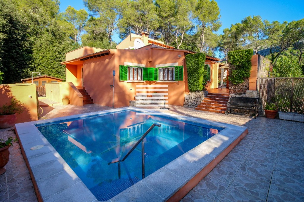 Villa for sale in Mallorca East 13