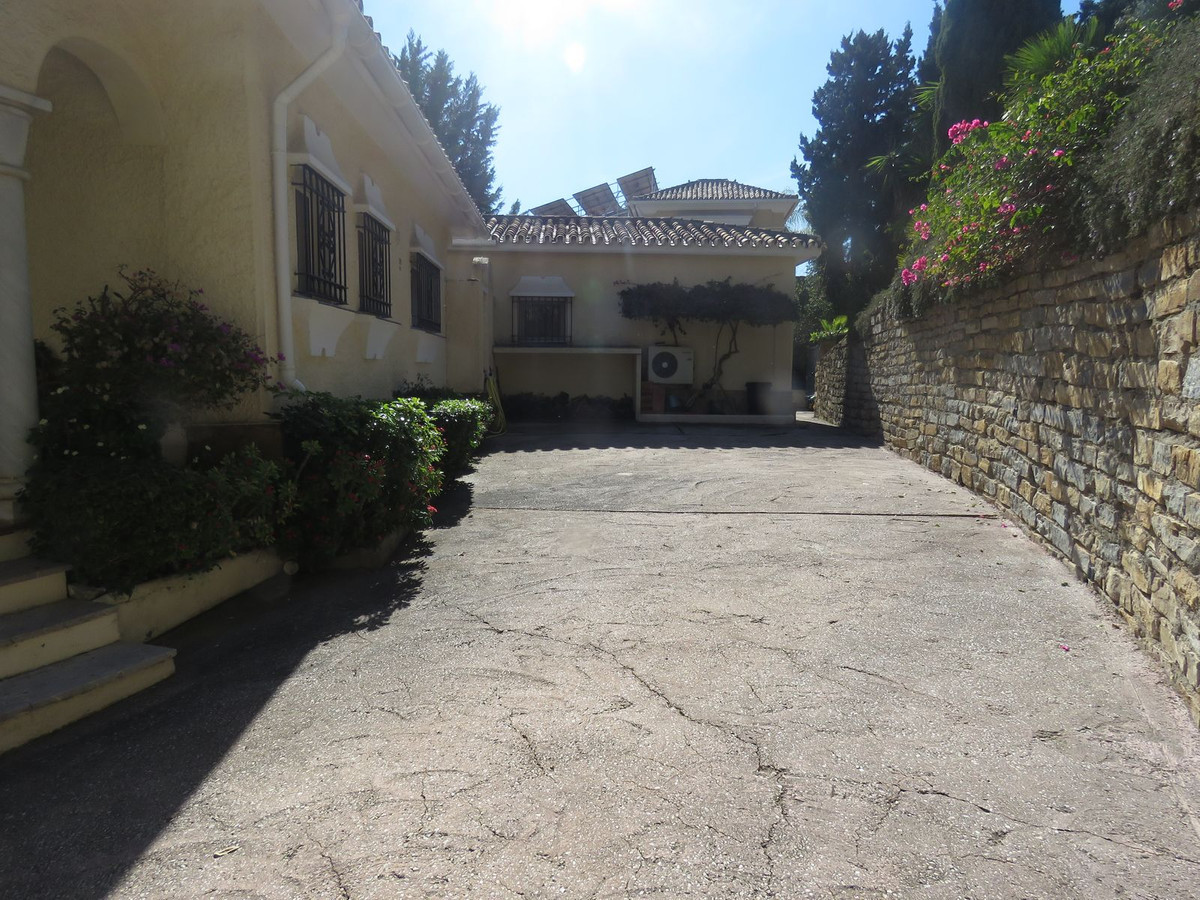 Villa te koop in Benahavís 49