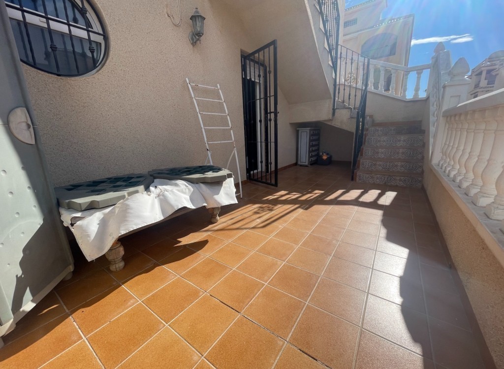 Villa for sale in Alicante 25