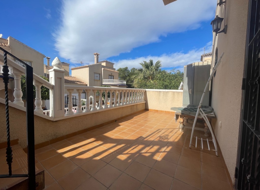 Villa à vendre à Alicante 36