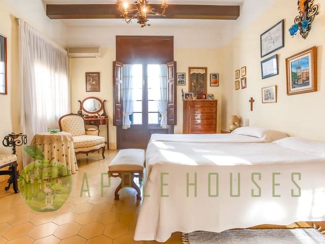 Villa for sale in Sitges and El Garraf 29
