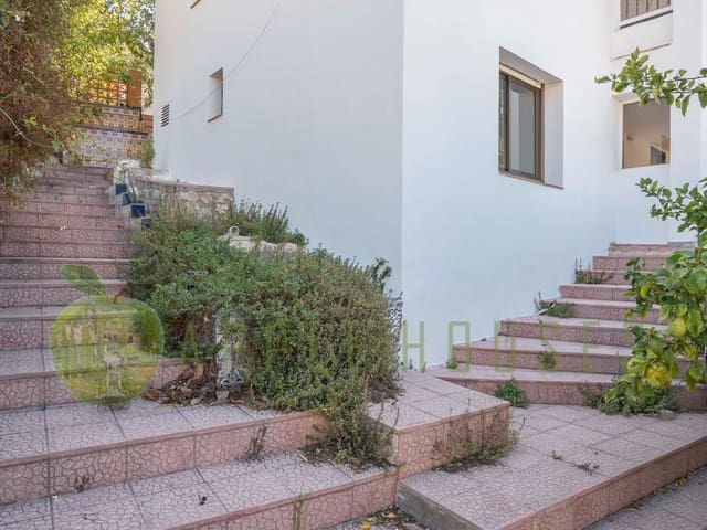 Villa for sale in Sitges and El Garraf 17