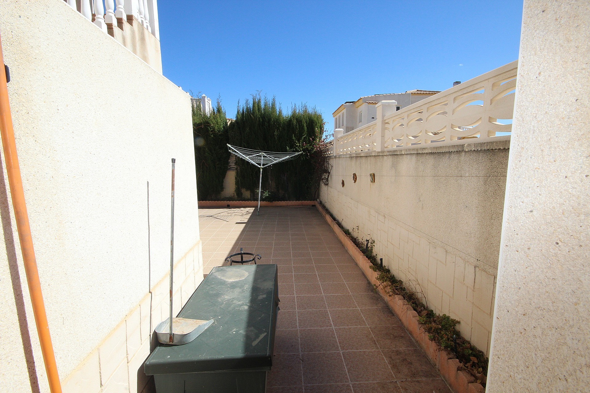 Chalé en venta en Alicante 35