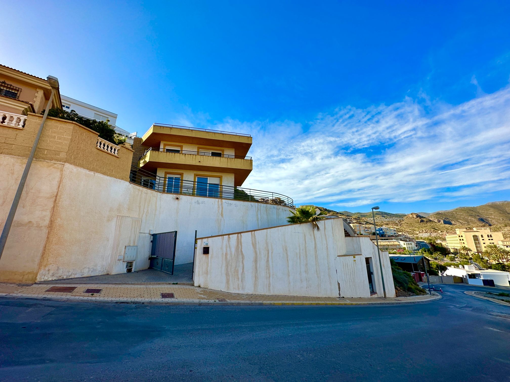 Villa te koop in Almería and surroundings 98