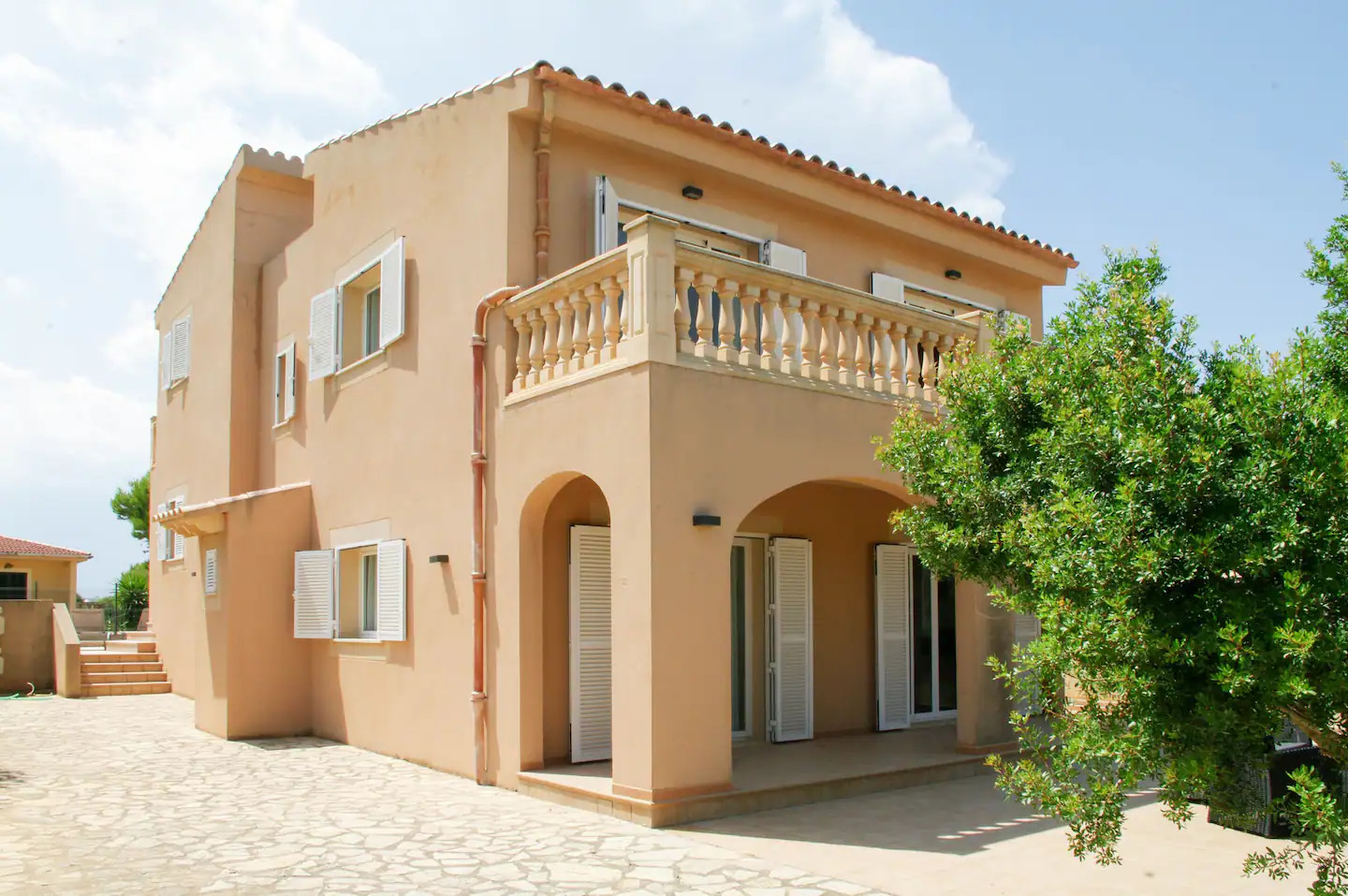 Villa for sale in Mallorca East 19