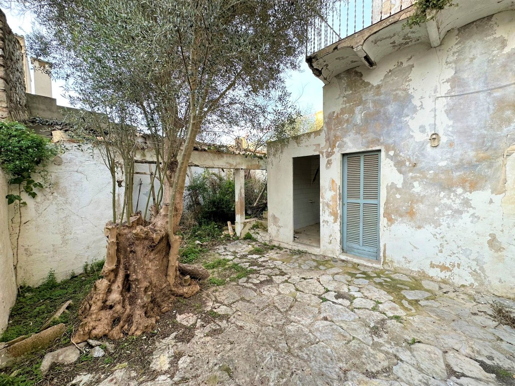 Townhouse for sale in Mallorca East 7