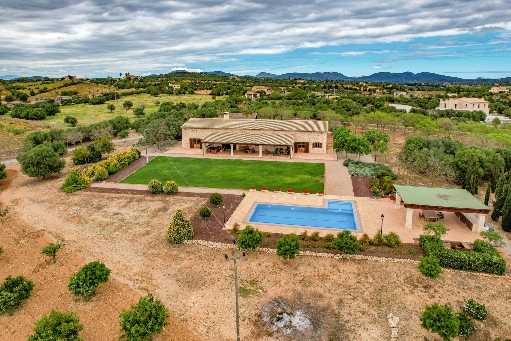 Countryhome for sale in Mallorca East 18