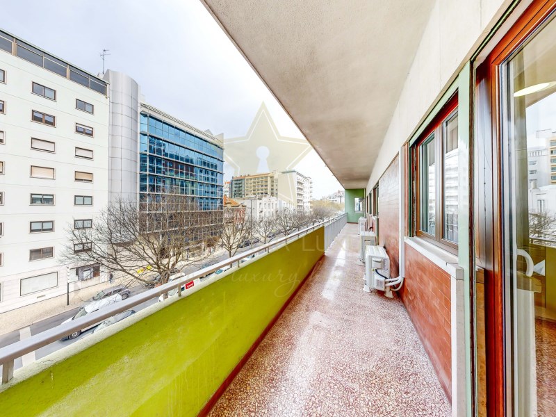 Apartamento en venta en Lisbon 31