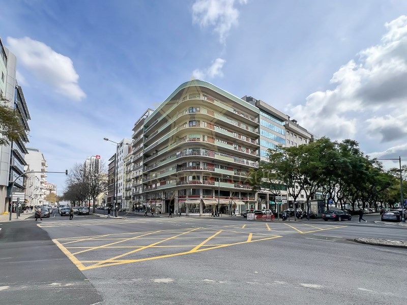 Apartamento en venta en Lisbon 35