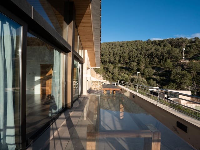 Villa te koop in Castelldefels and Baix Llobregat 10
