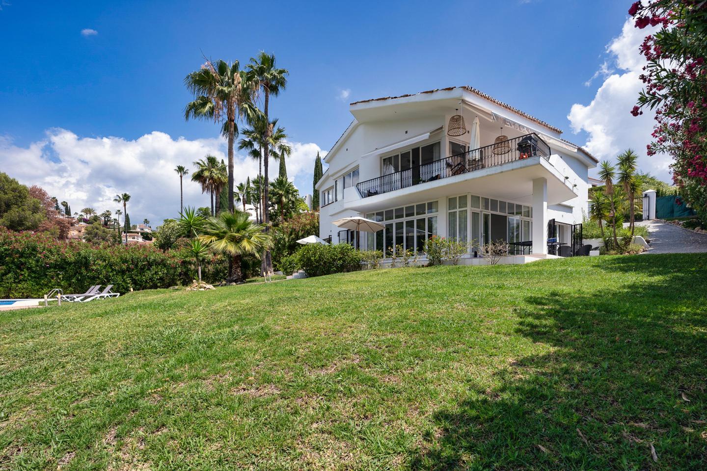 Villa for sale in Málaga 28