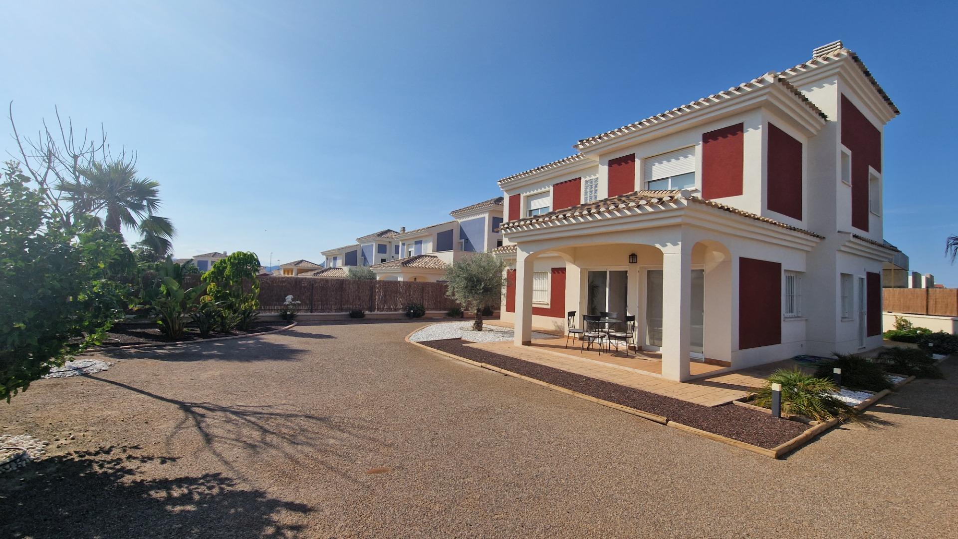 Villa for sale in Lorca 10