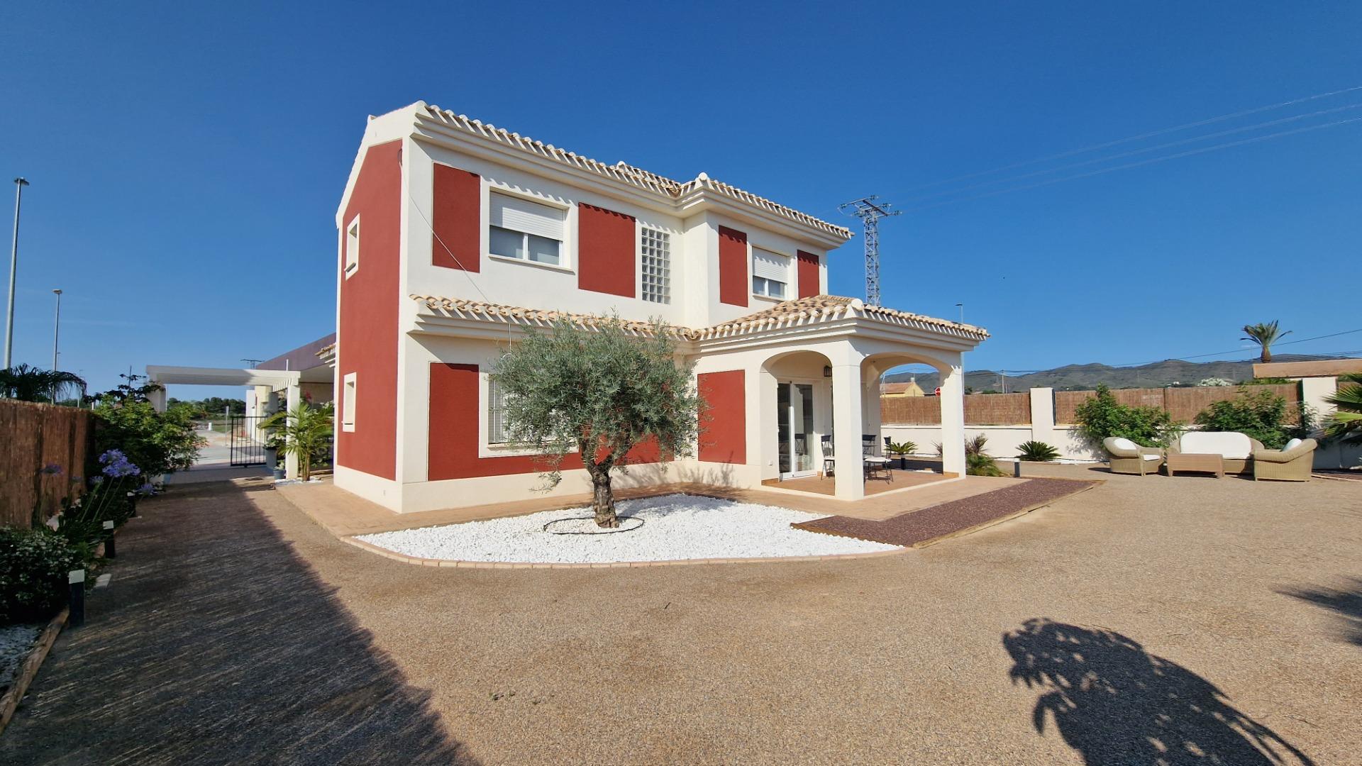Villa te koop in Lorca 4