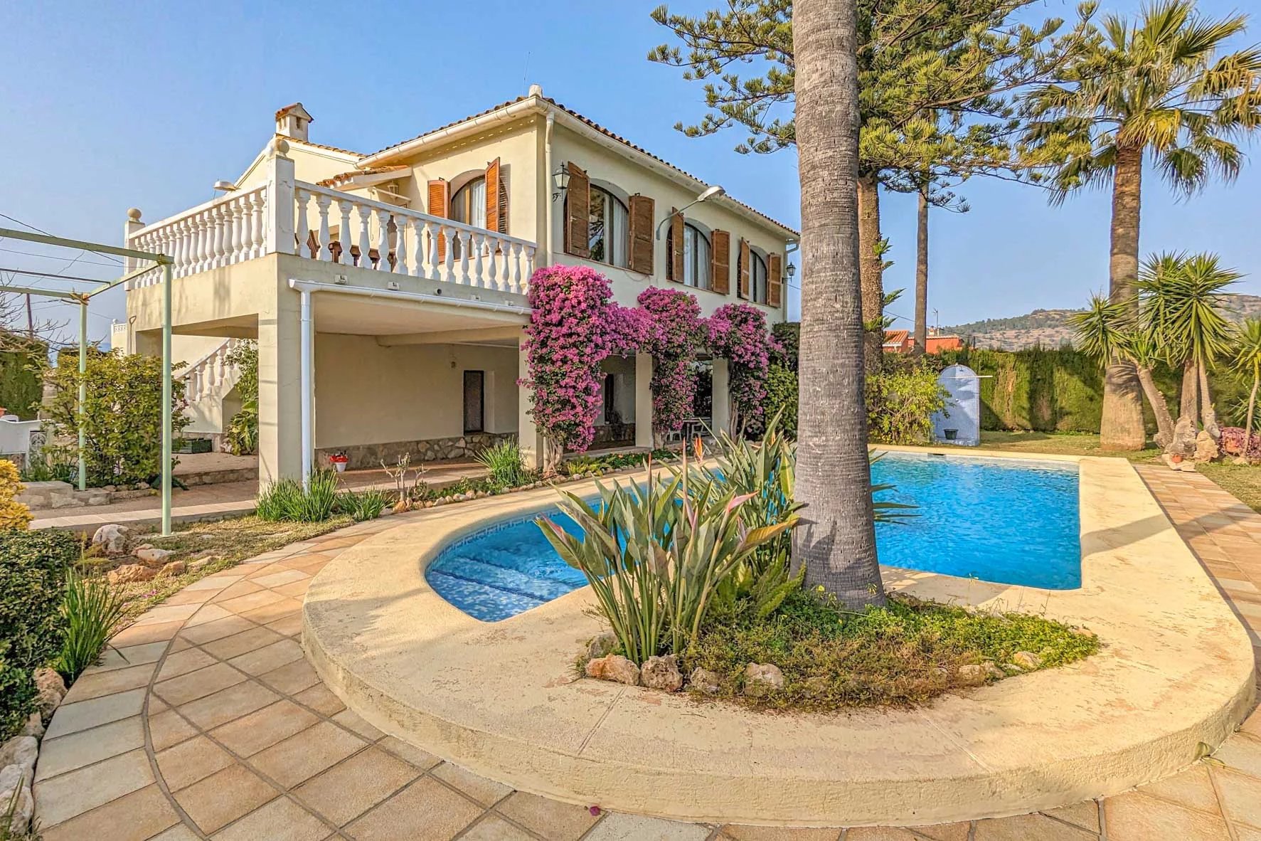 Villa à vendre à Alicante 2