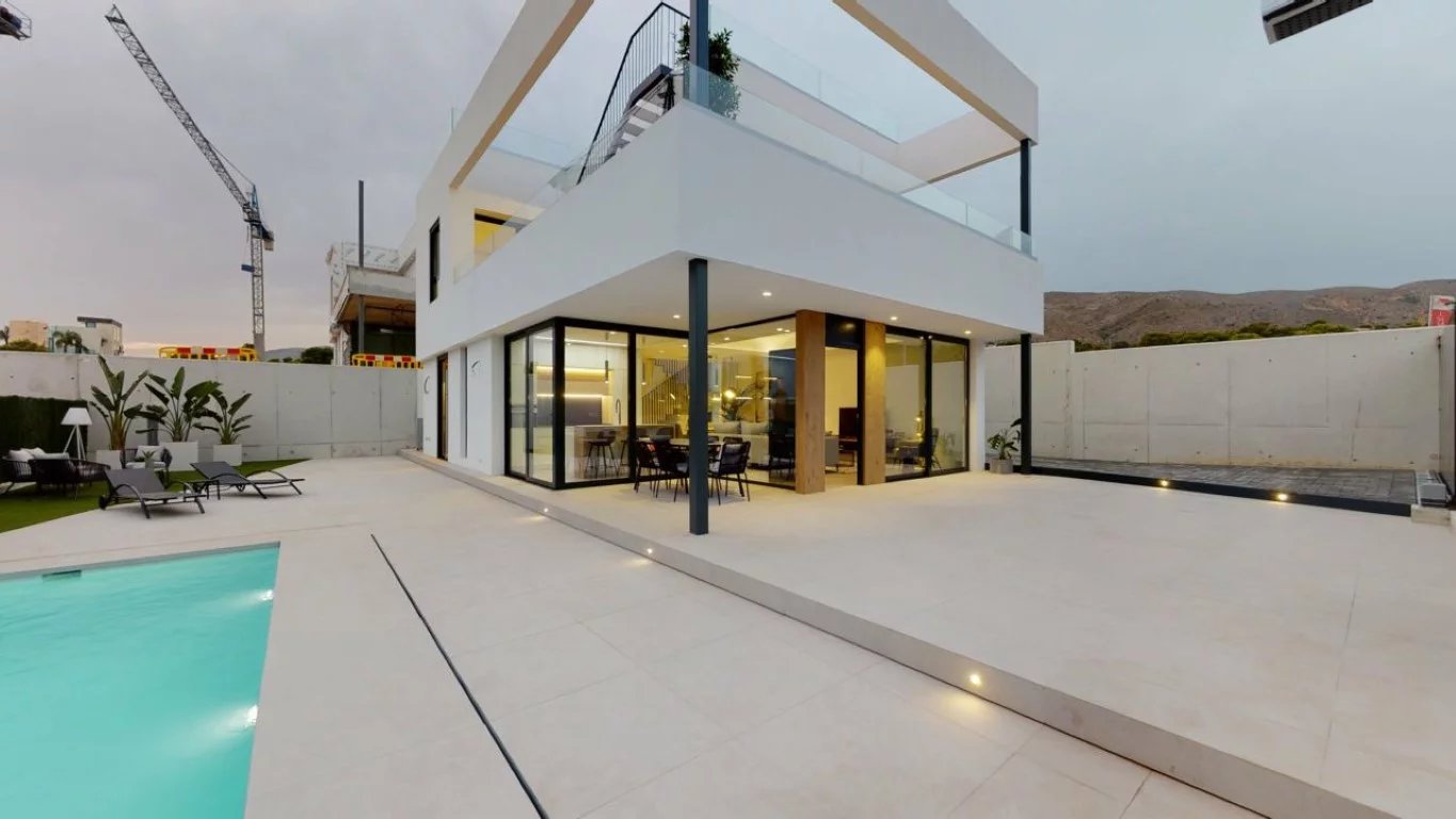 Villa for sale in Alicante 33