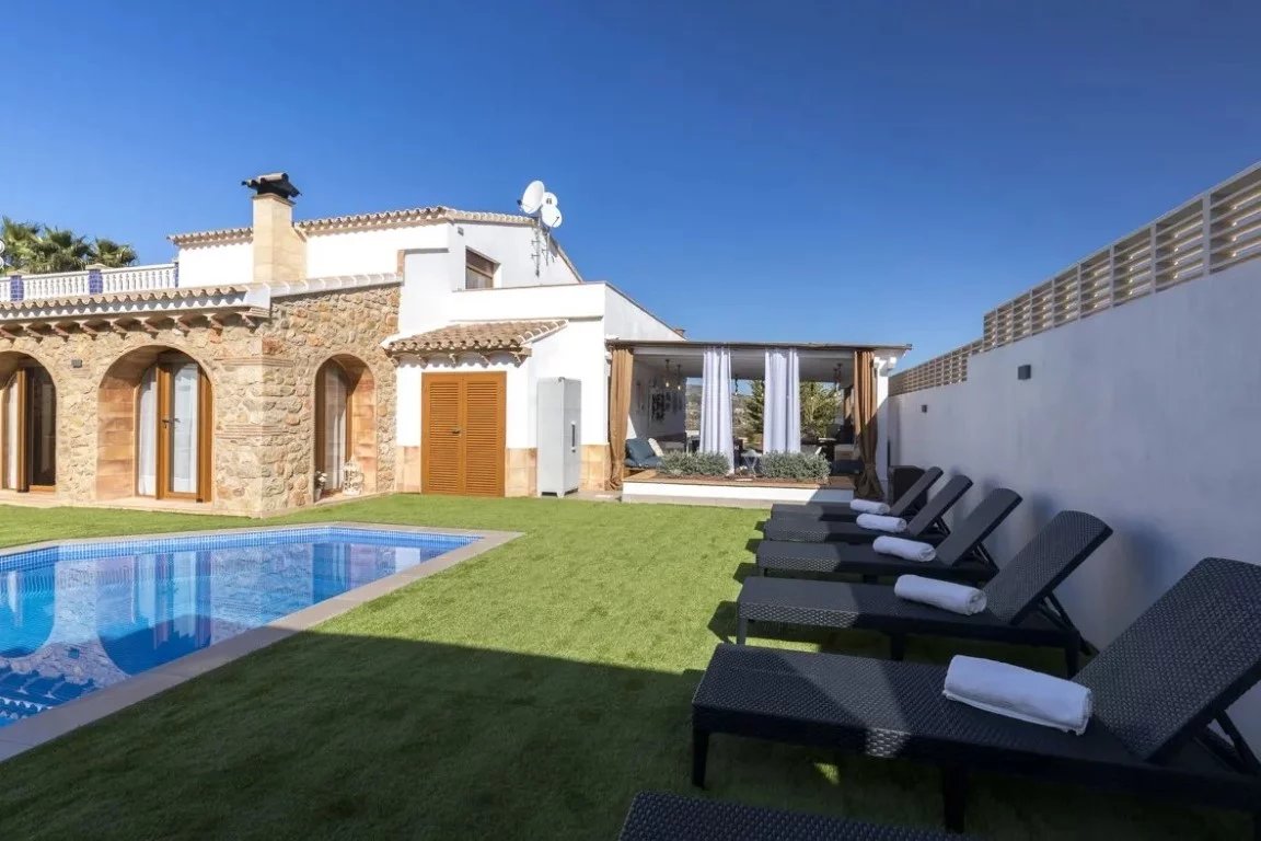 Villa te koop in Alicante 34