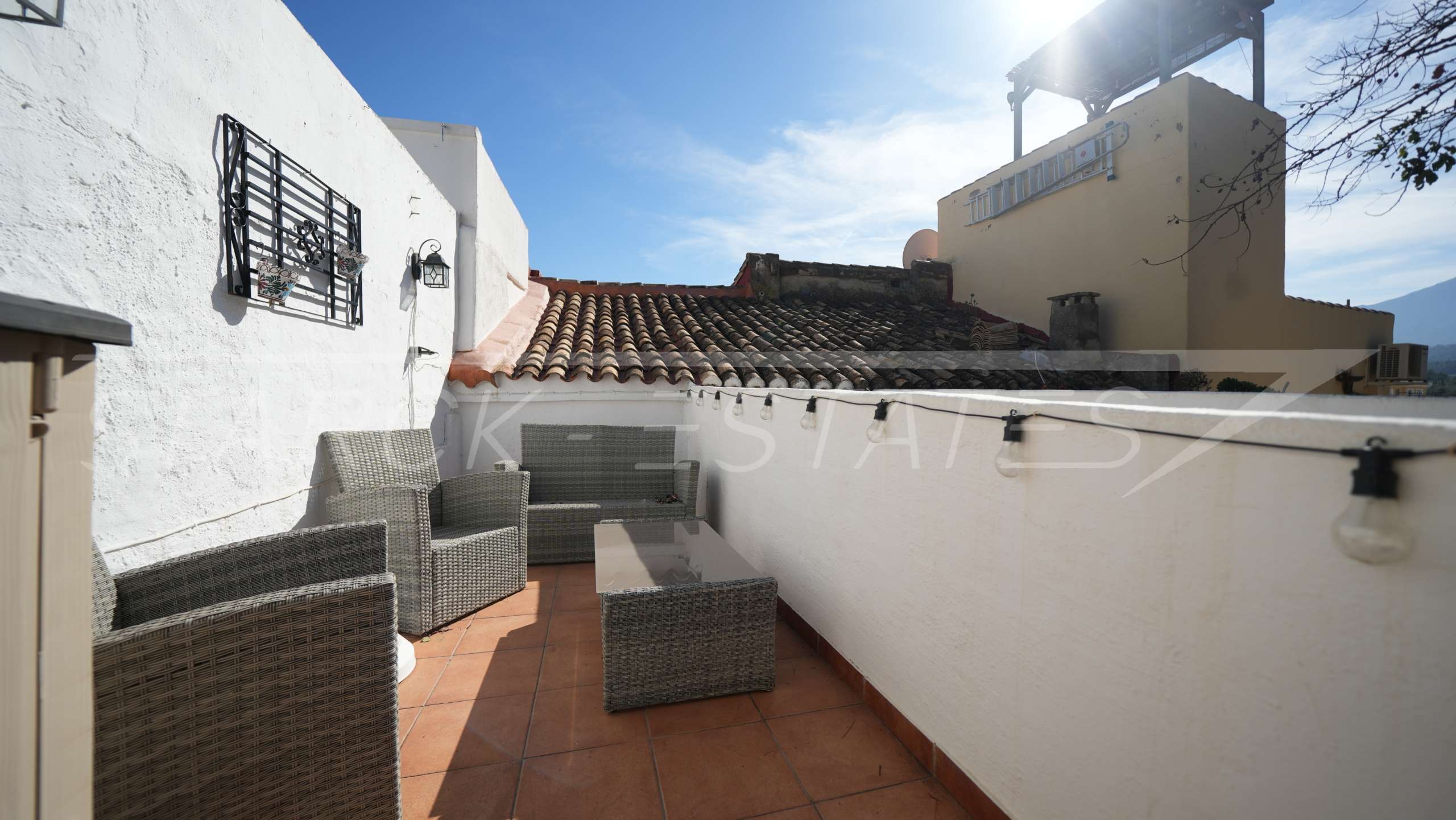 Townhouse te koop in Alicante 4