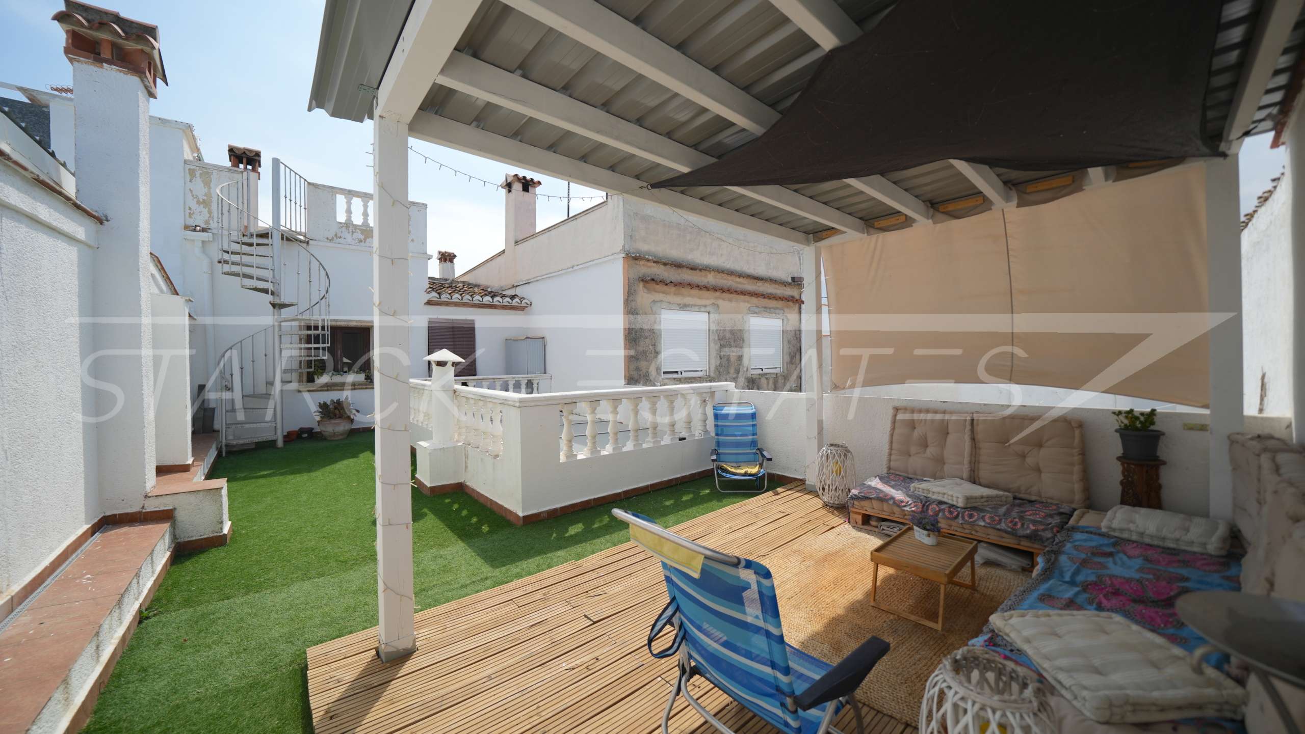 Townhouse for sale in Oliva 3