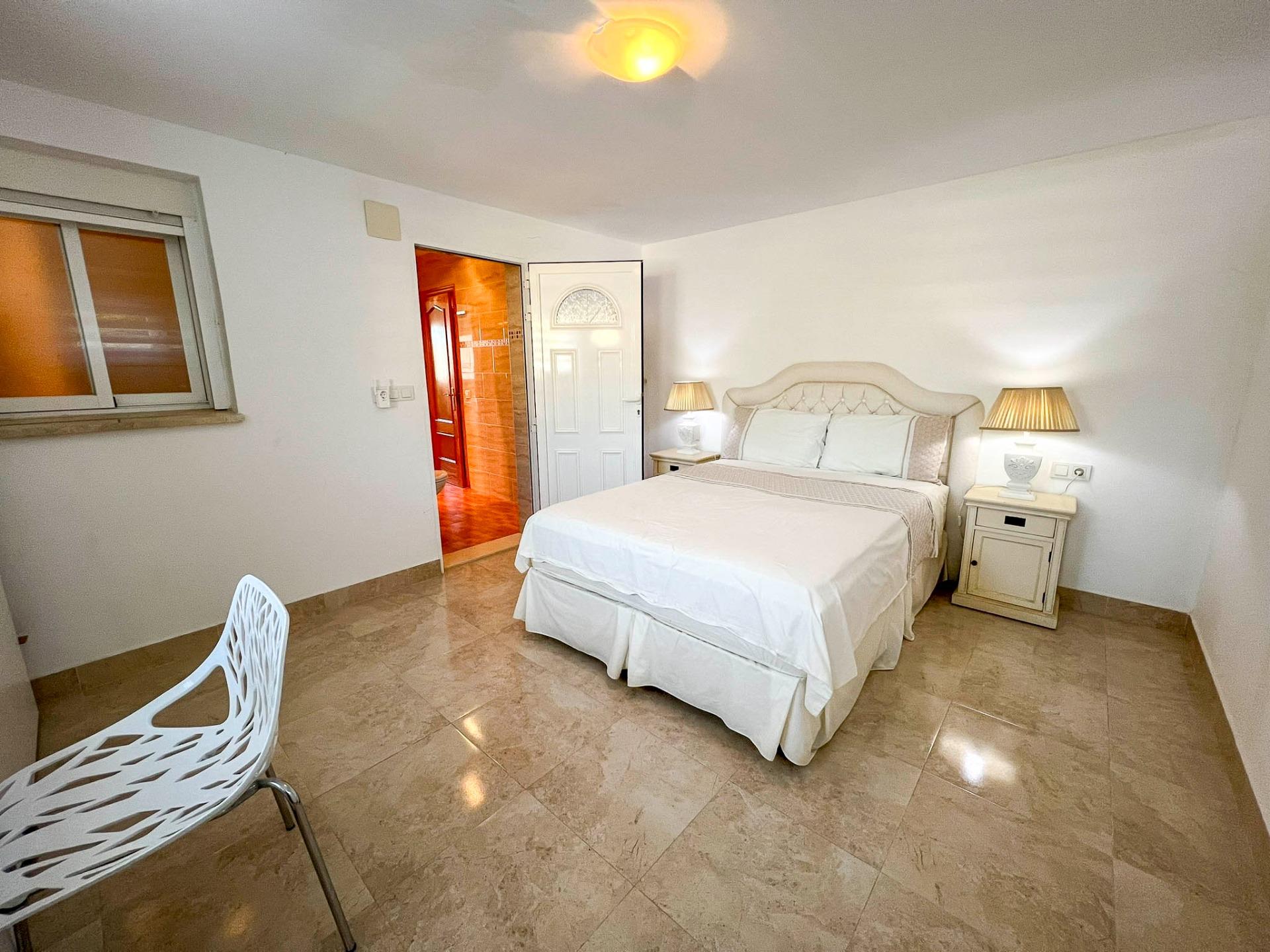 Villa te koop in Alicante 20