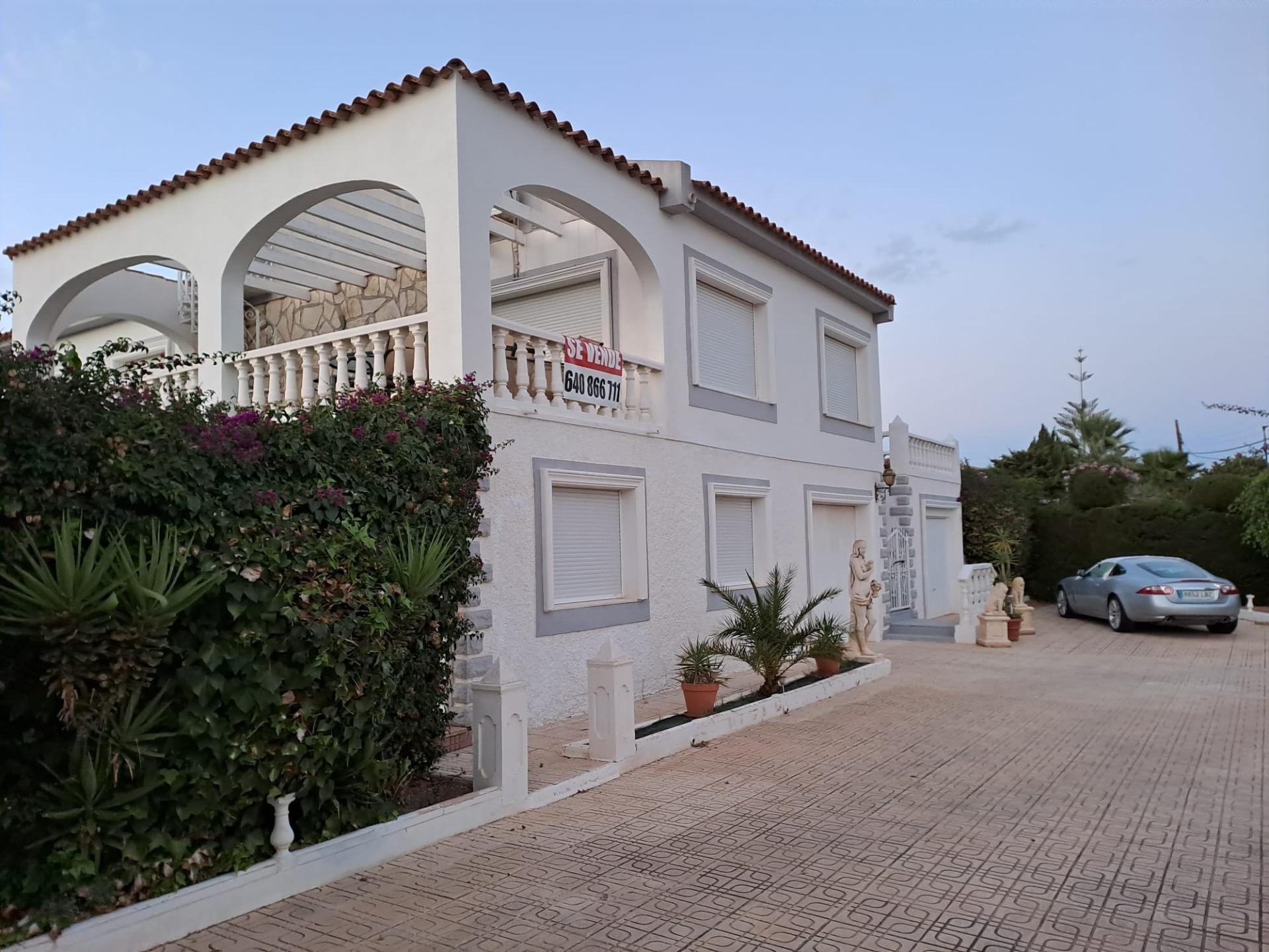 Haus zum Verkauf in Alicante 4