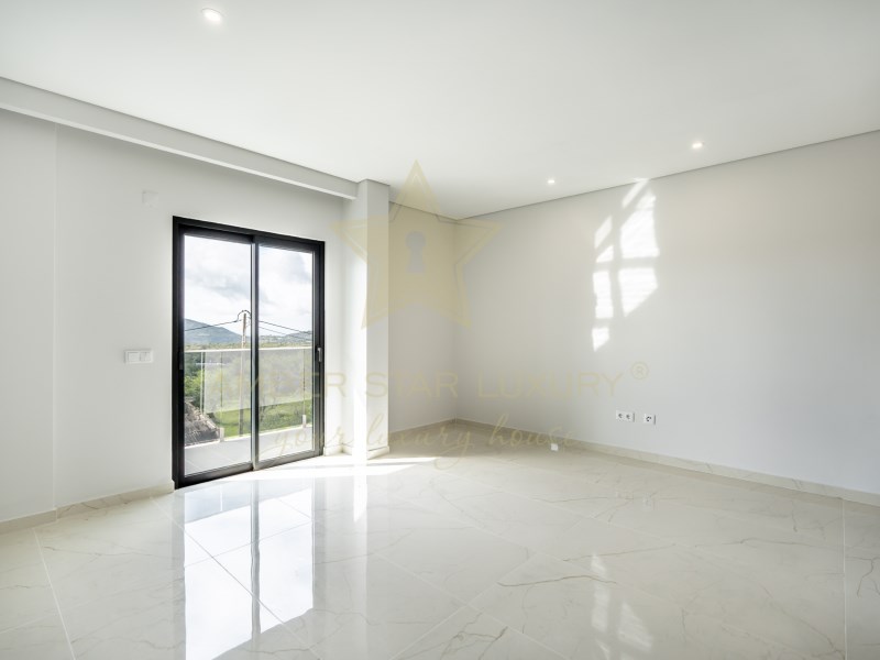 Apartment for sale in Faro 4