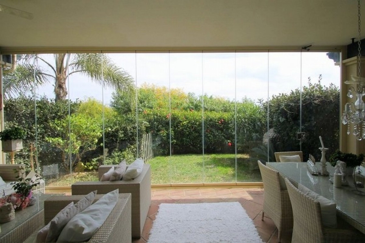Townhouse for sale in Estepona 4