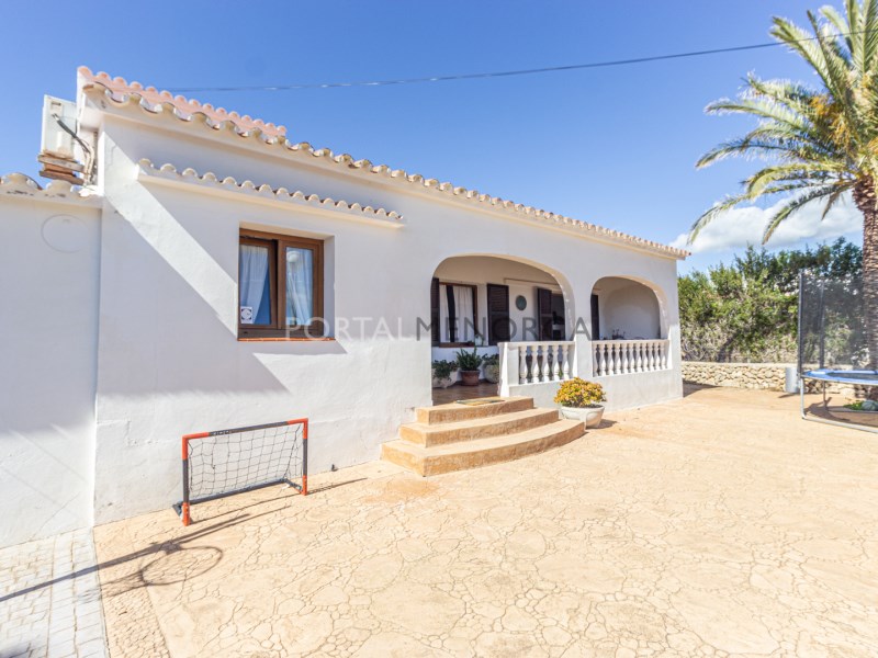 Villa till salu i Menorca East 23