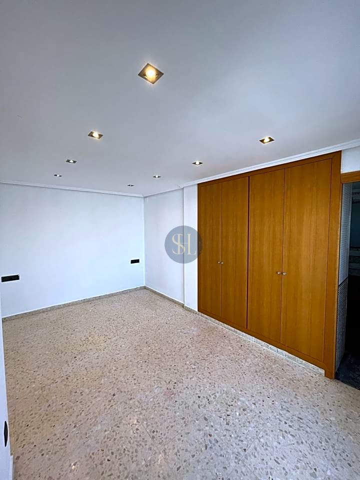 Penthouse for sale in Valencia City 15