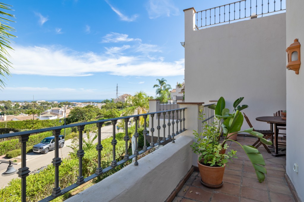 Townhouse for sale in Estepona 17