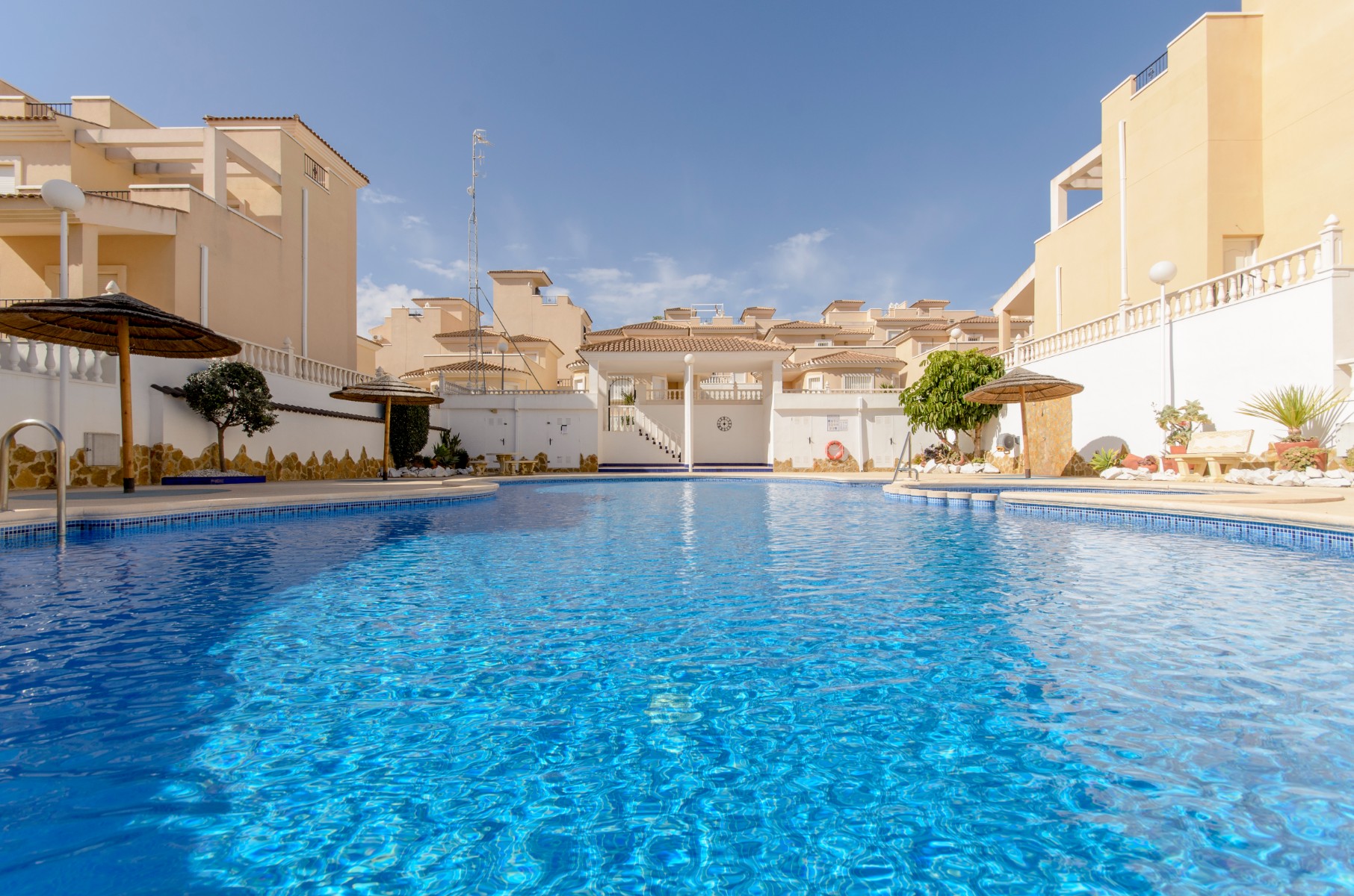 Townhouse for sale in Alicante 44