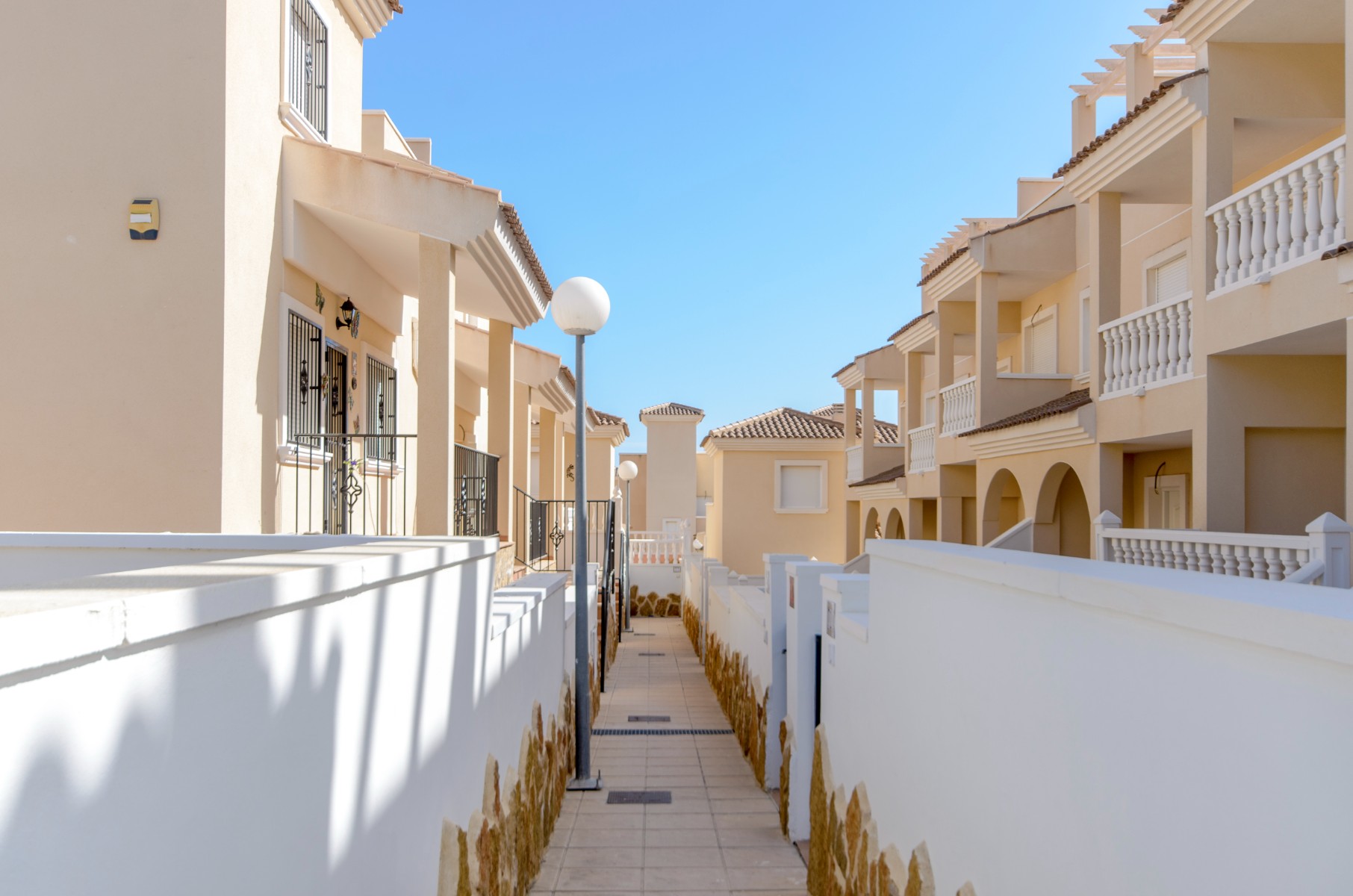 Townhouse for sale in Alicante 48
