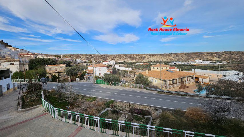 Townhouse for sale in Almería and surroundings 32