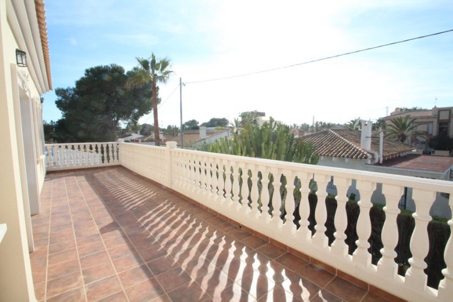 Villa à vendre à Alicante 23