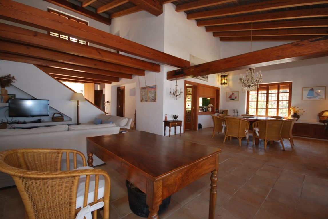 Villa te koop in Teulada and Moraira 4