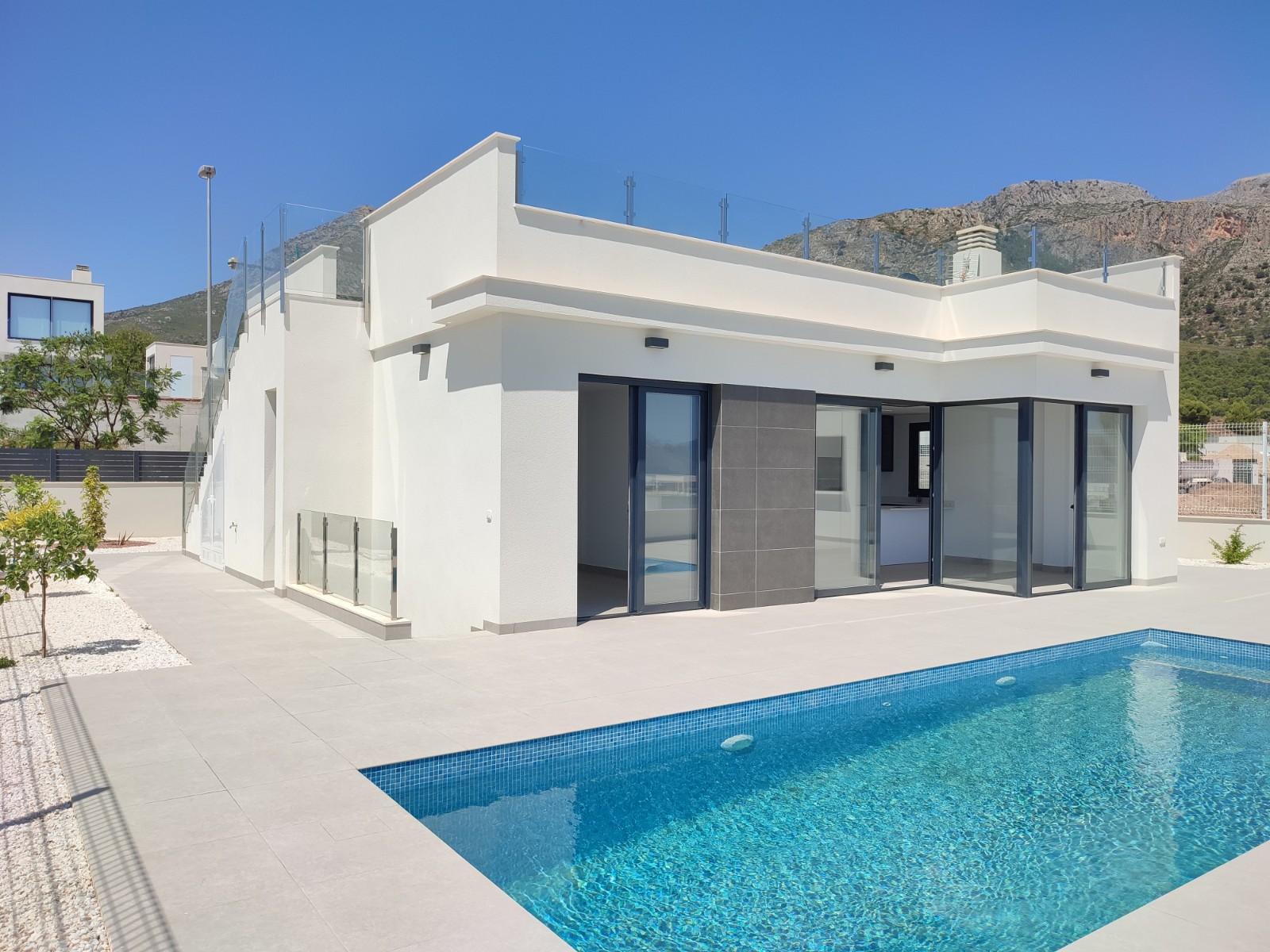 Villa te koop in Alicante 1