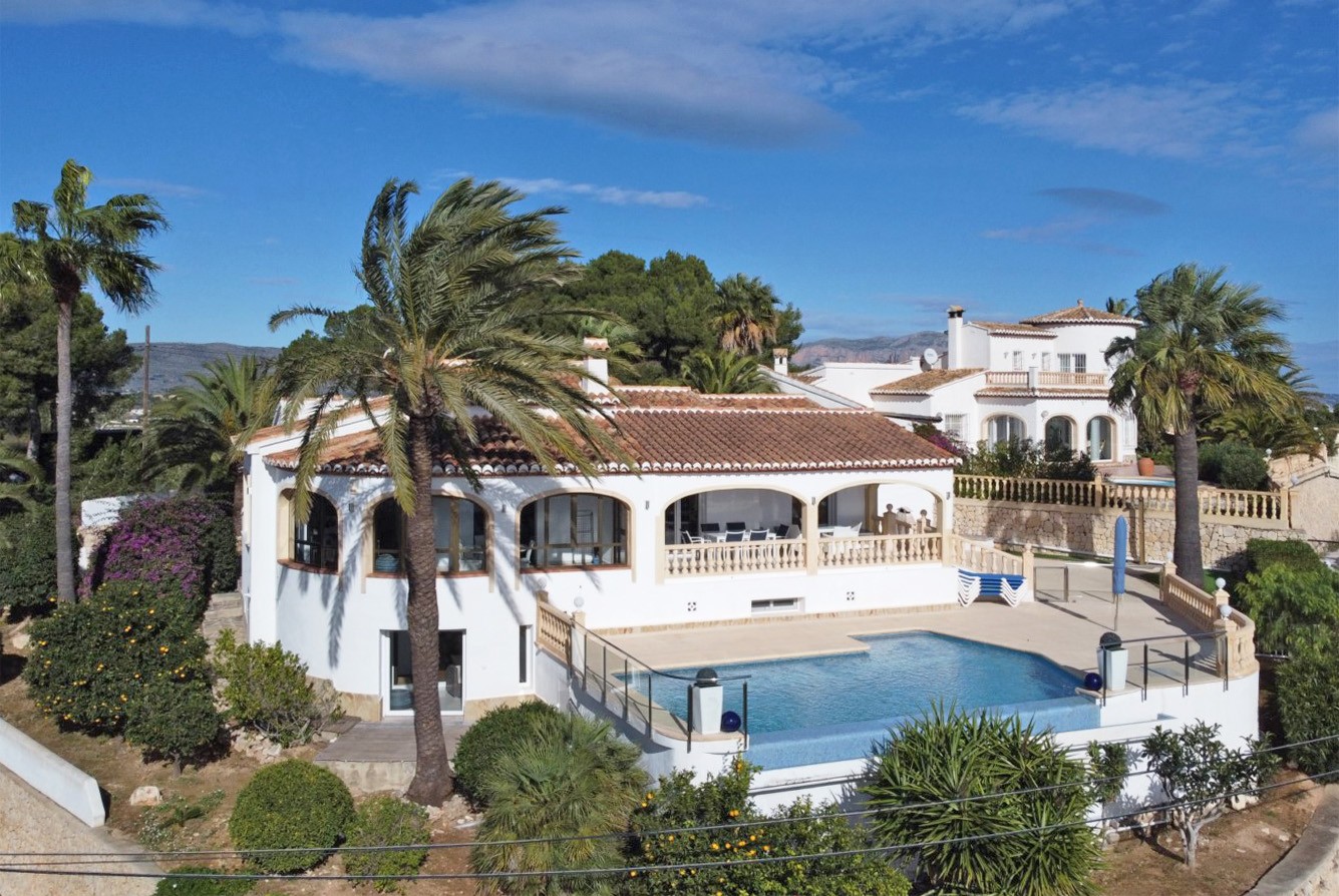 Villa for sale in Teulada and Moraira 1