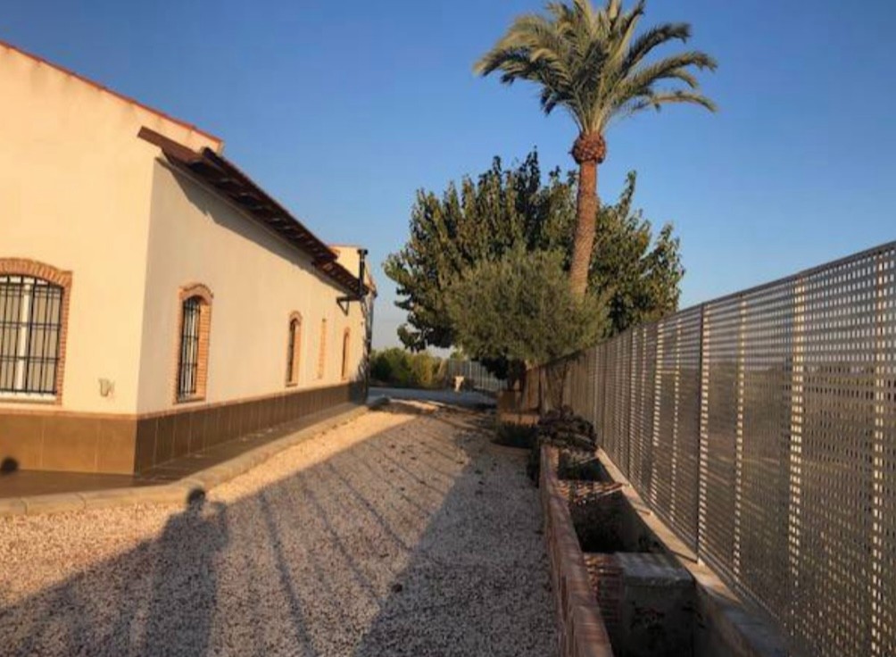Villa for sale in Alicante 19