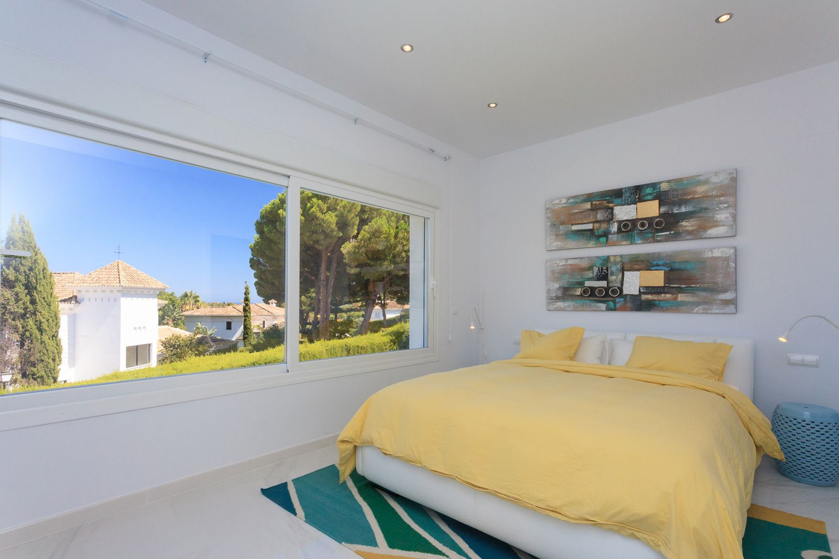 Villa te koop in Marbella - Nueva Andalucía 19