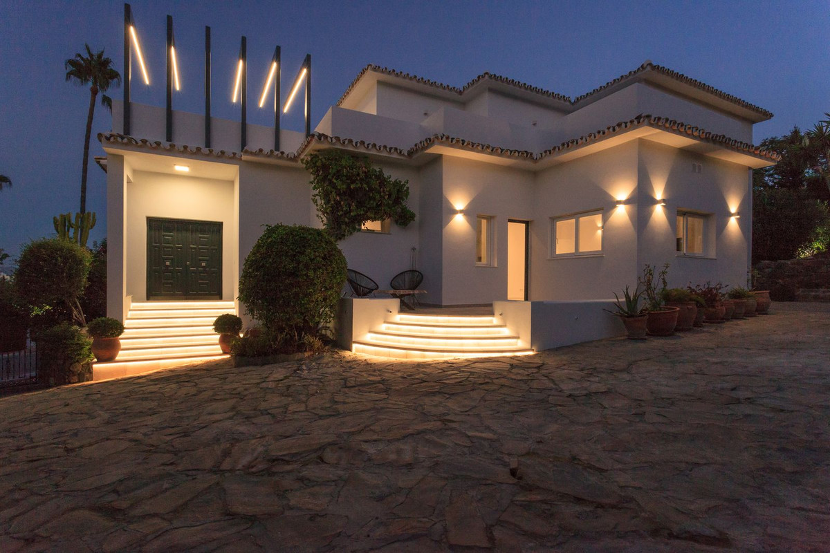 Villa te koop in Marbella - Nueva Andalucía 35