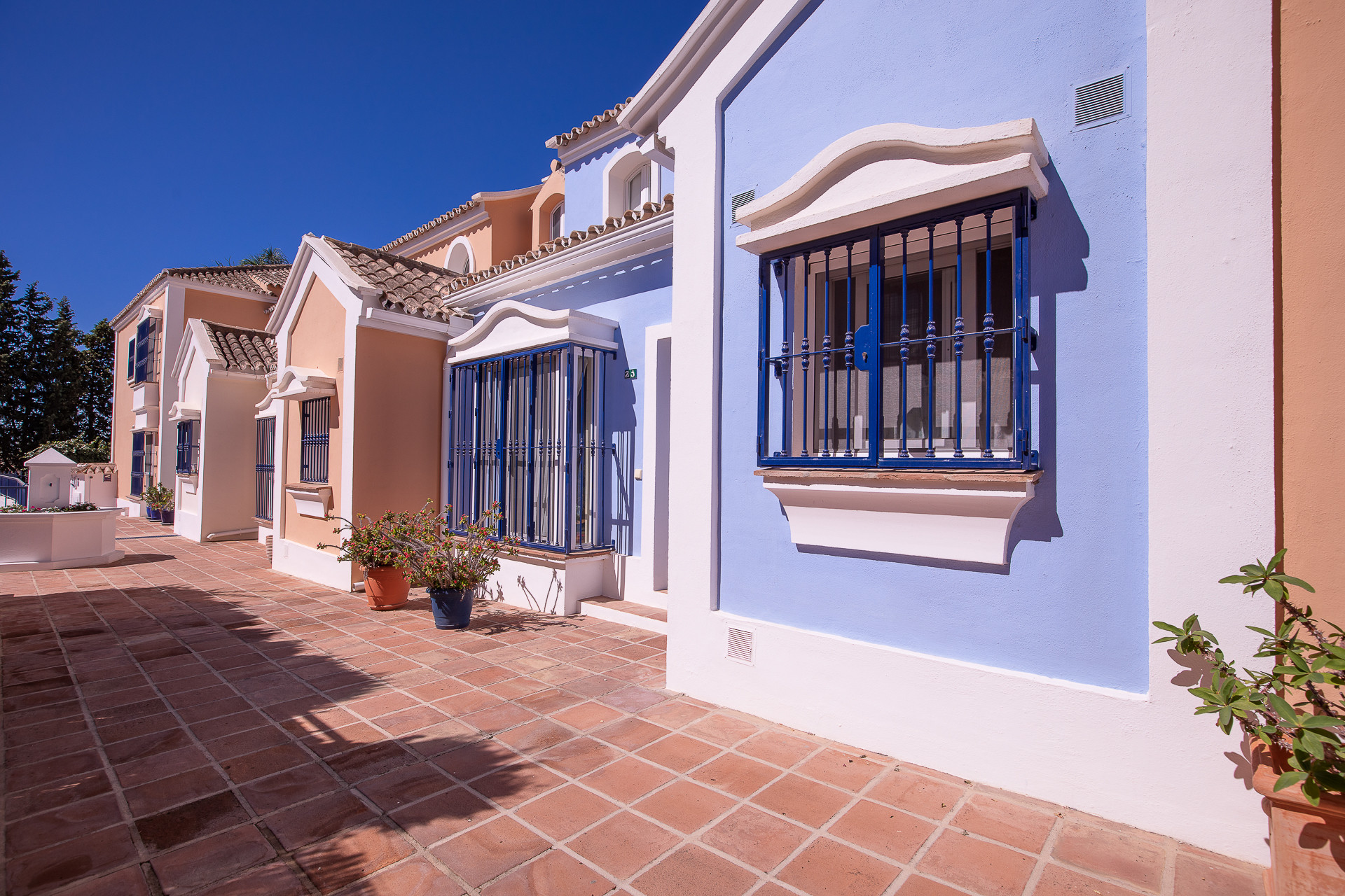 Property Image 573062-nueva-andalucia-townhouses-3-3