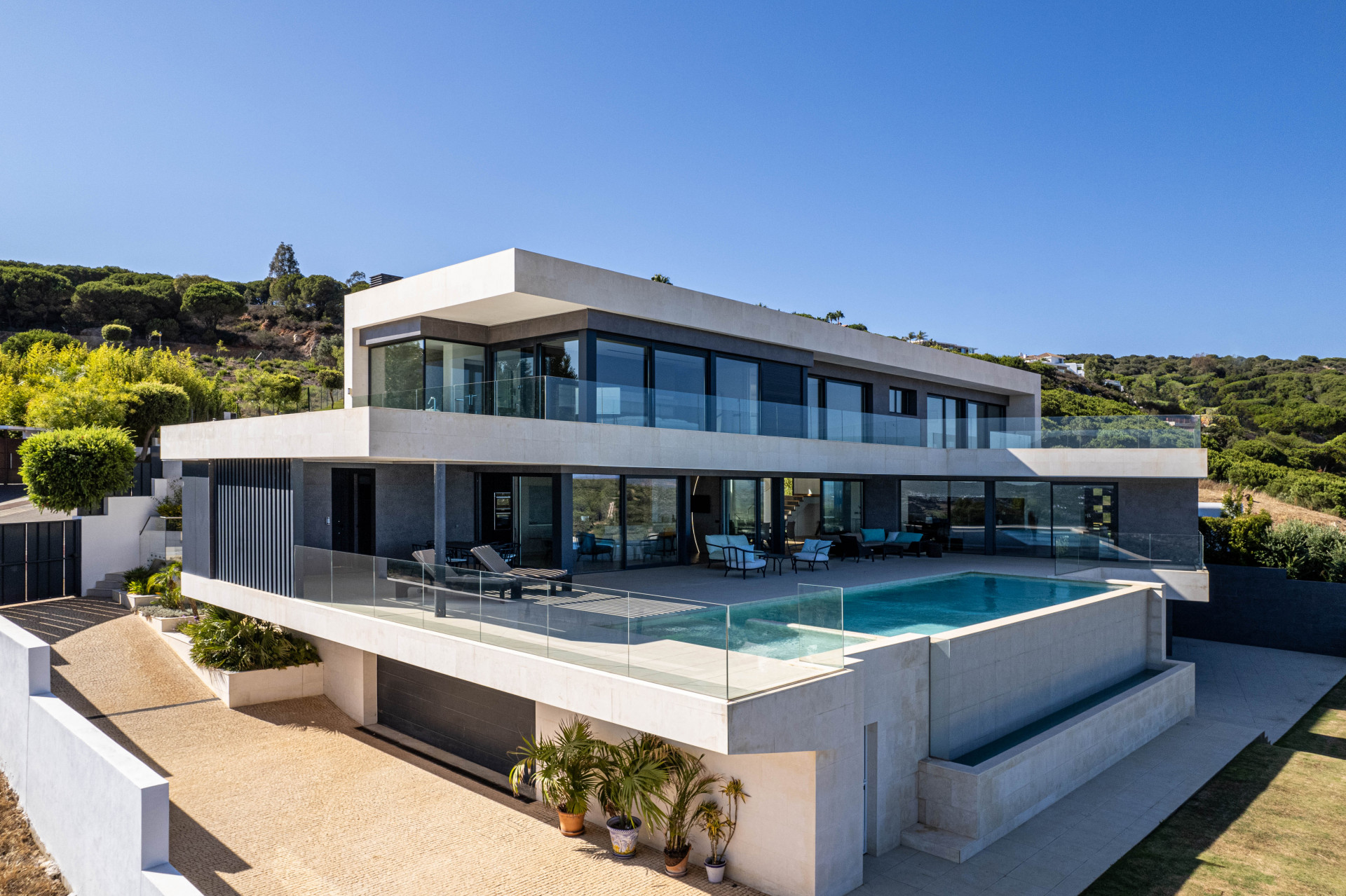 Villa for sale in Campo de Gibraltar 3