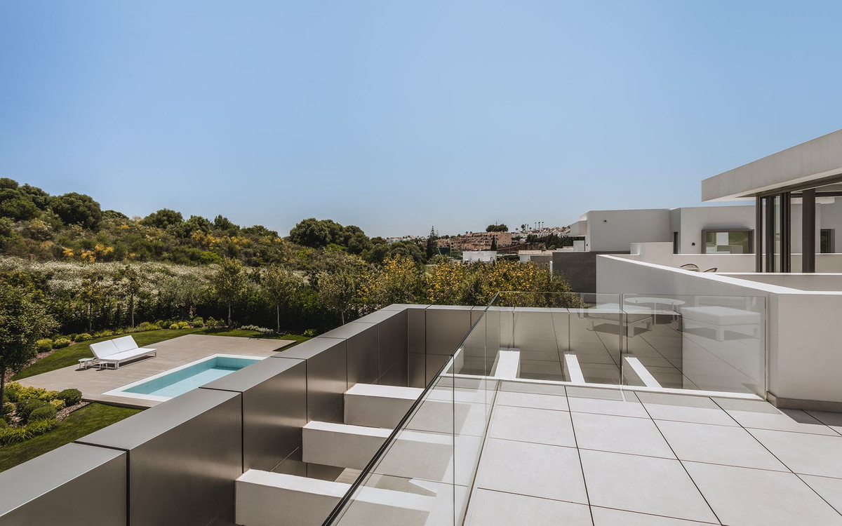 Villa for sale in Estepona 20